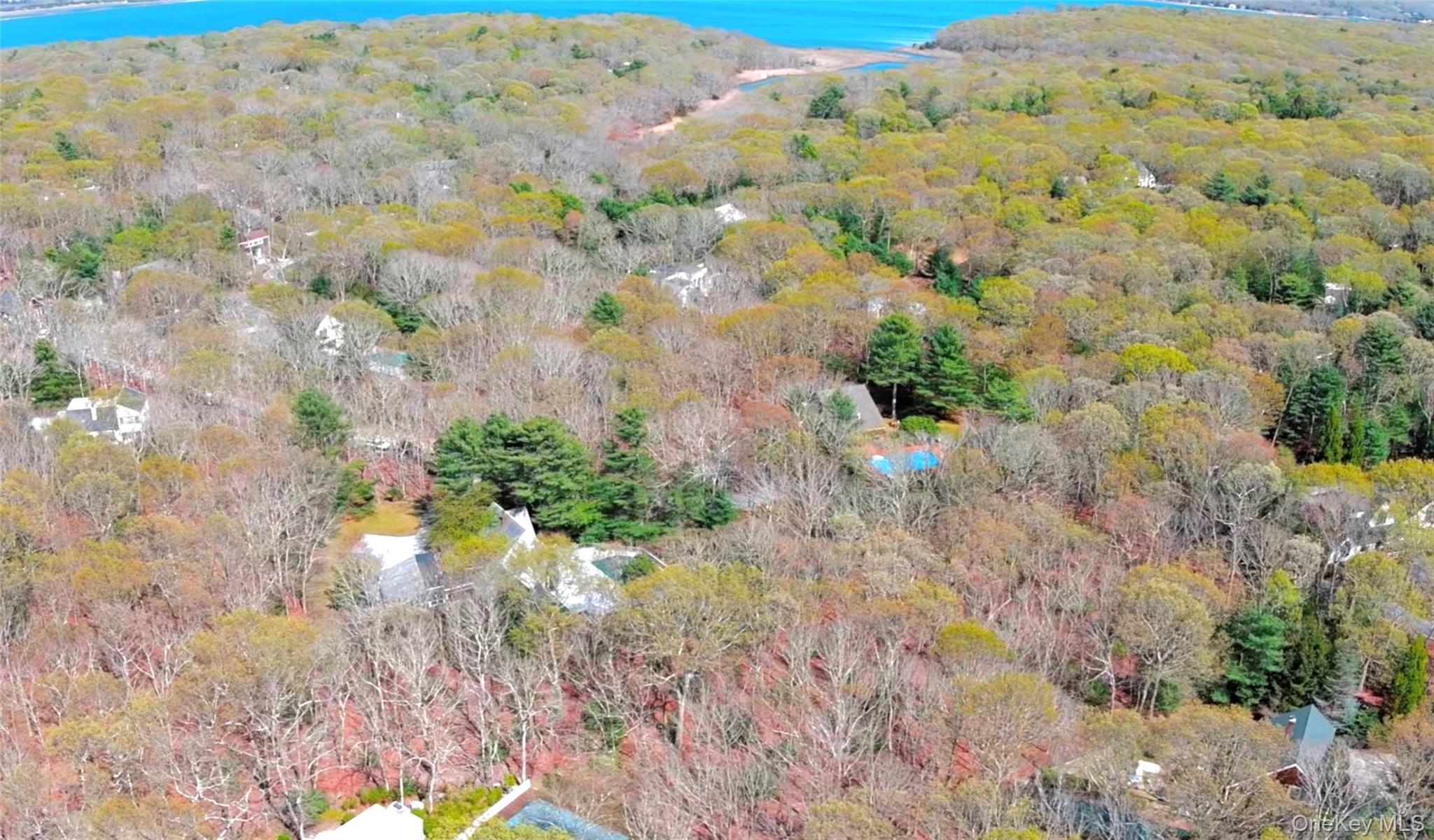 27 Ely Brook Road, East Hampton, NY 11937