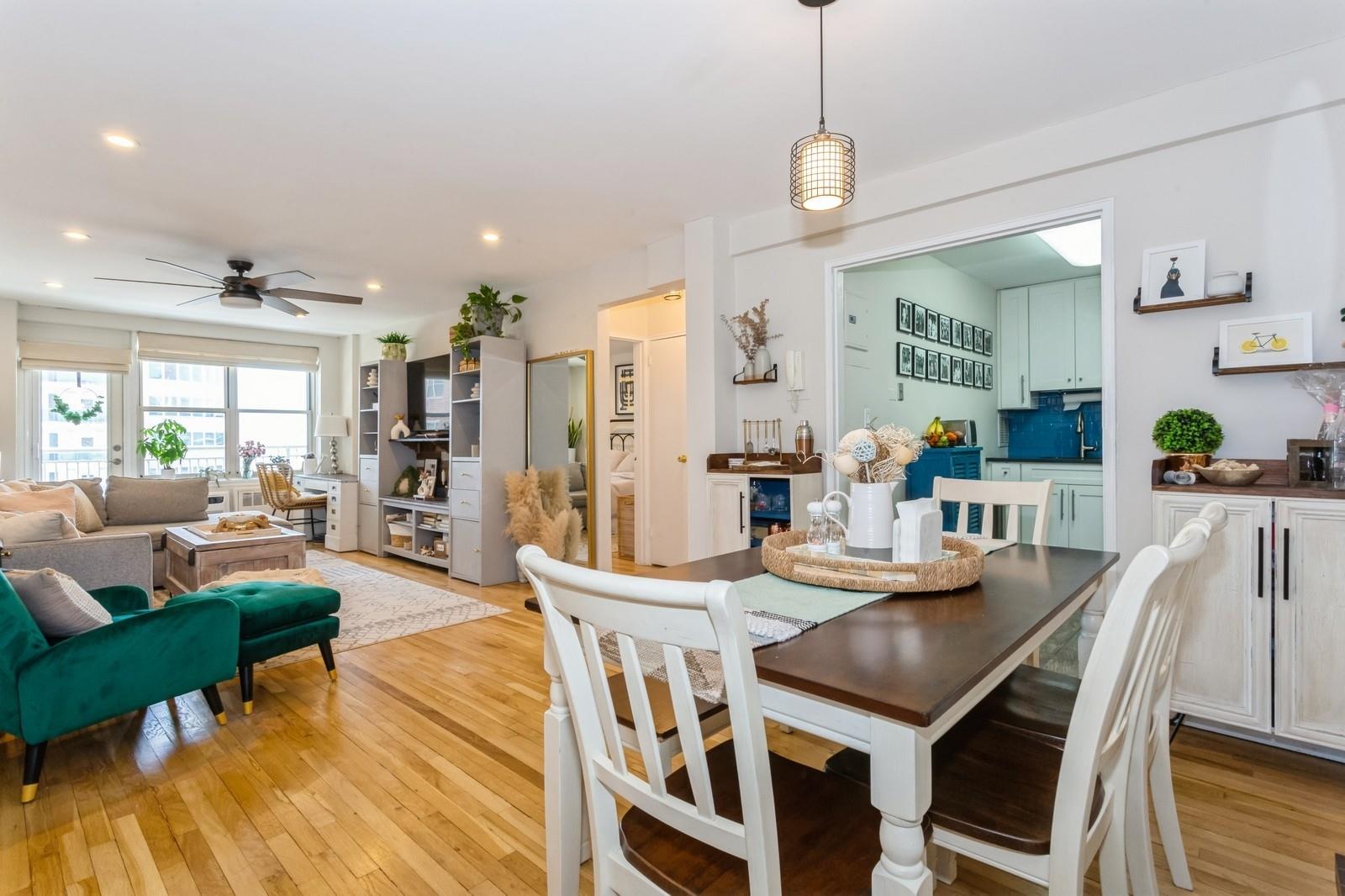 410 E Broadway # 5C, Long Beach, NY 11561