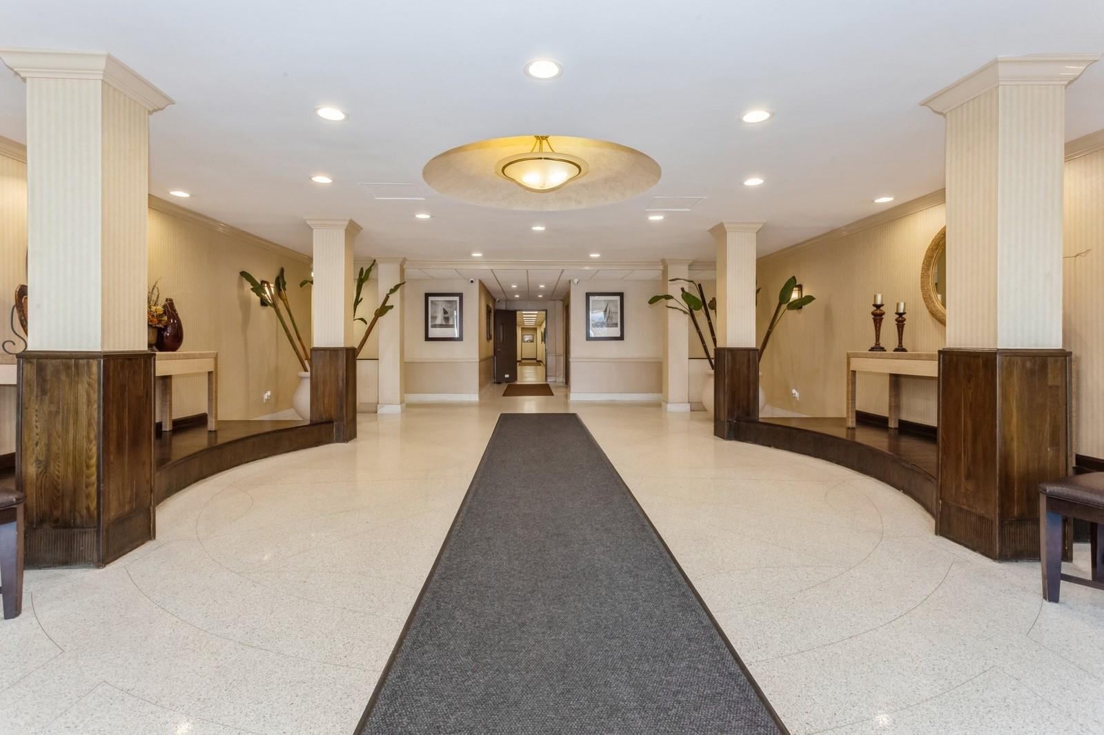 410 E Broadway # 5C, Long Beach, NY 11561