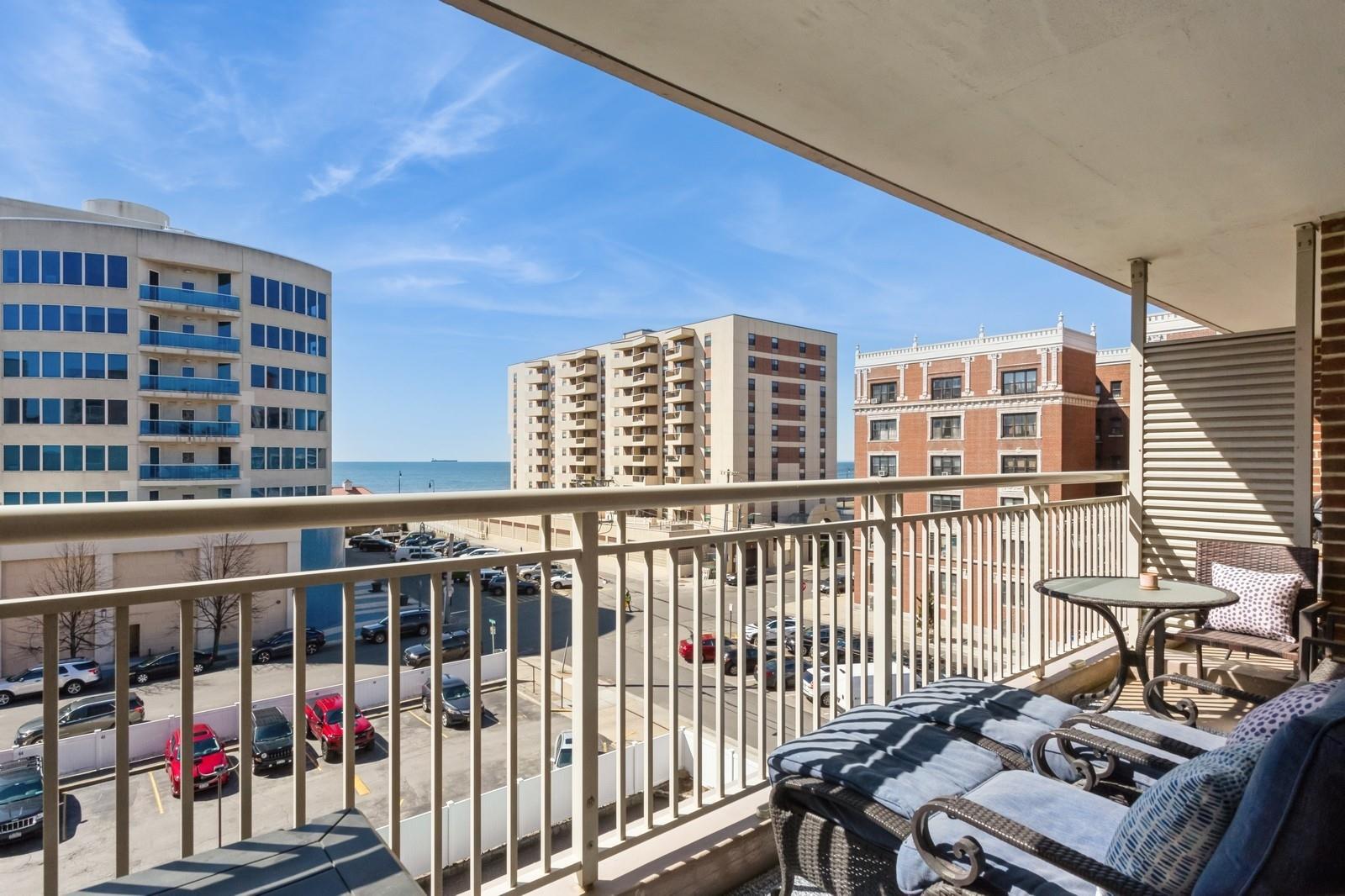 410 E Broadway # 5C, Long Beach, NY 11561