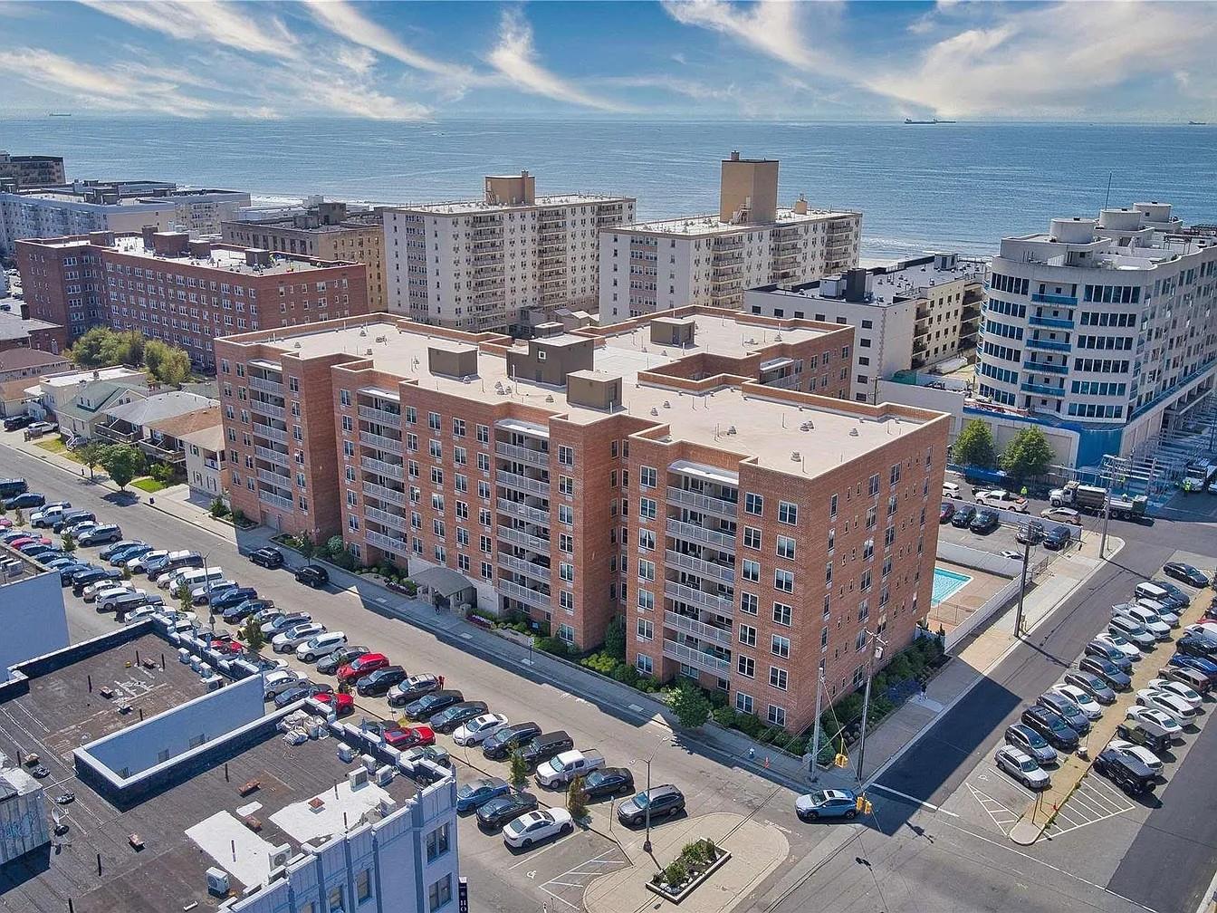 410 E Broadway # 5C, Long Beach, NY 11561