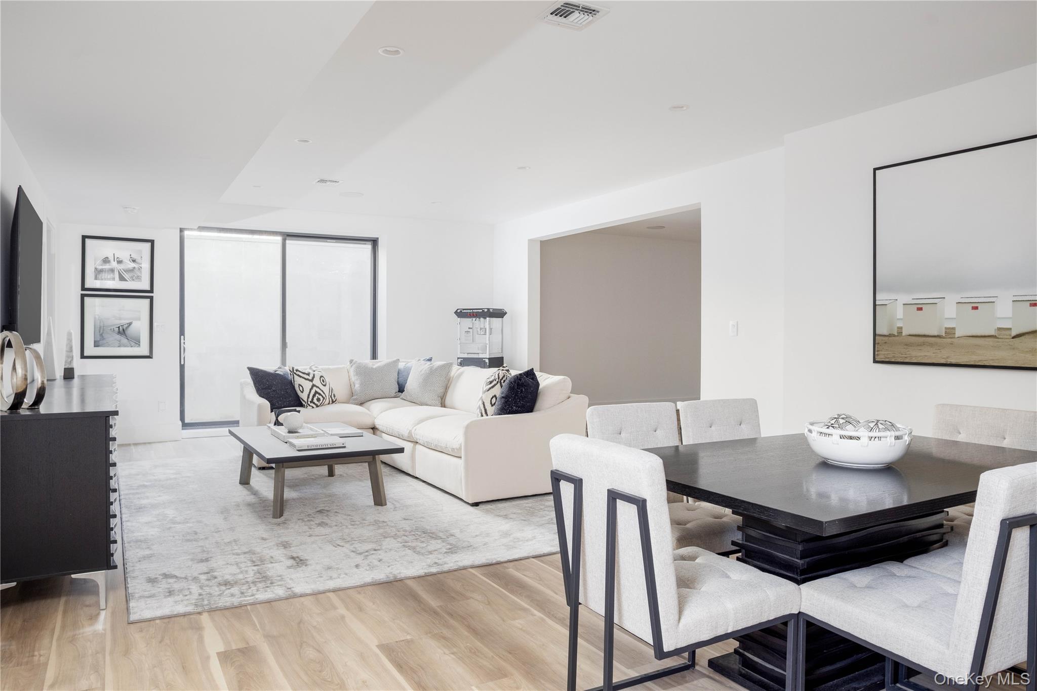 4 Dogwood Drive, East Hampton, NY 11937