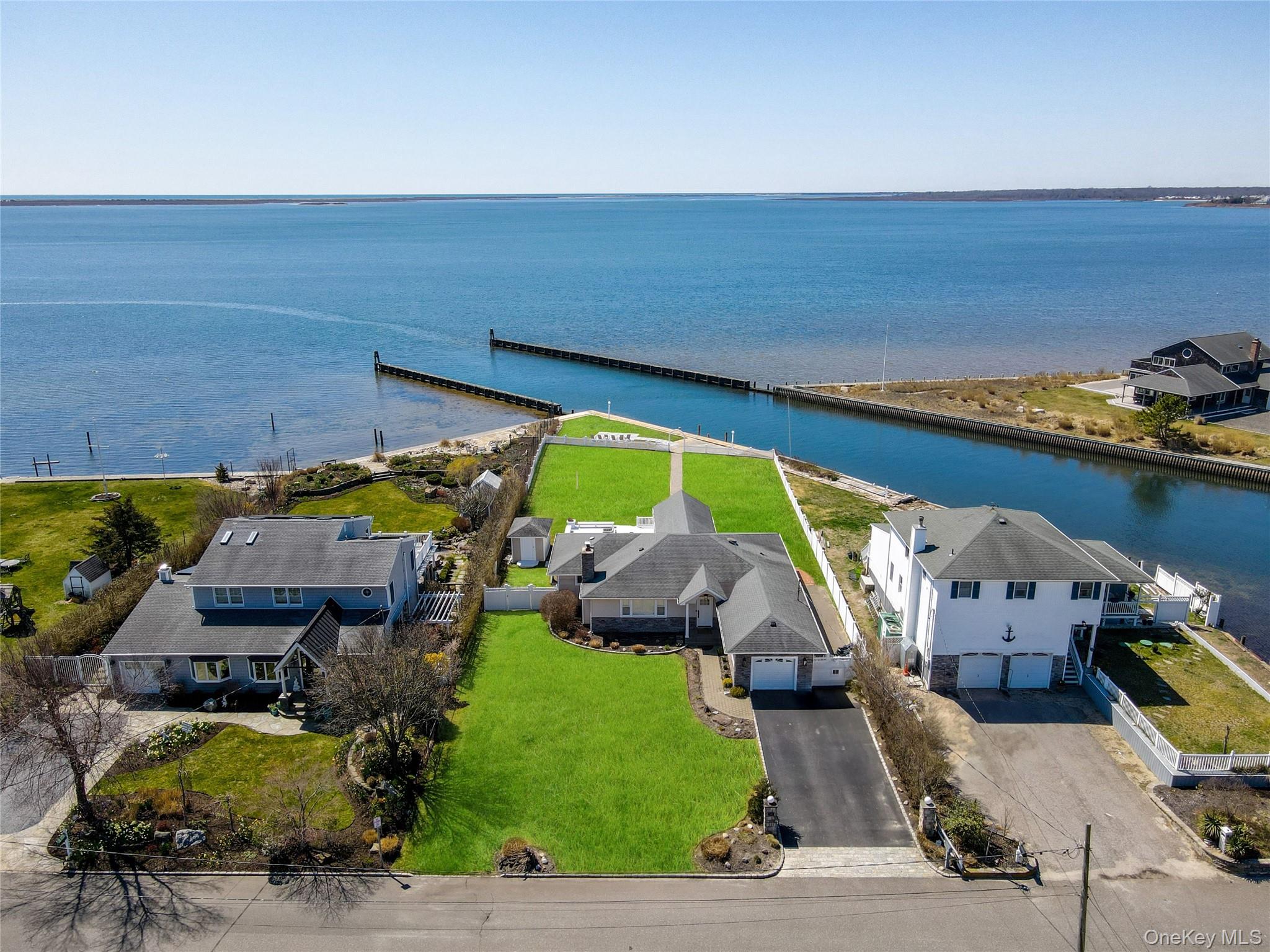 40 Laura Lee Drive, Center Moriches, NY 11934