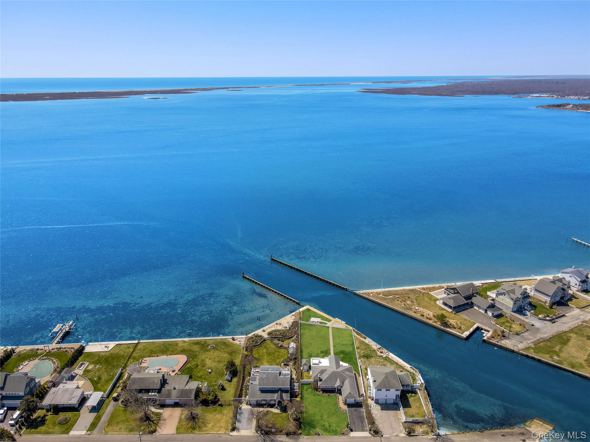 40 Laura Lee Drive, Center Moriches, NY 11934