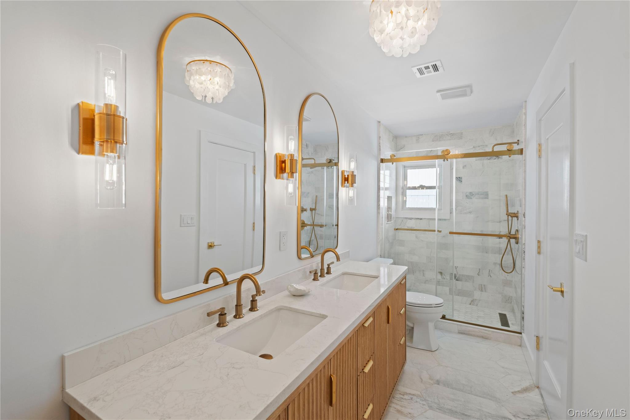 40 Laura Lee Drive, Center Moriches, NY 11934