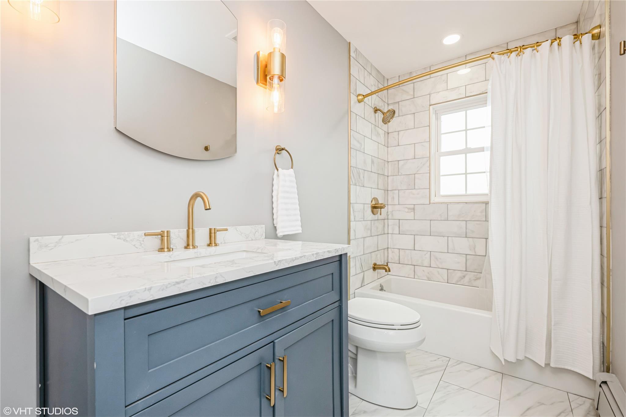 4396 Merrick Road # UP, Massapequa, NY 11758