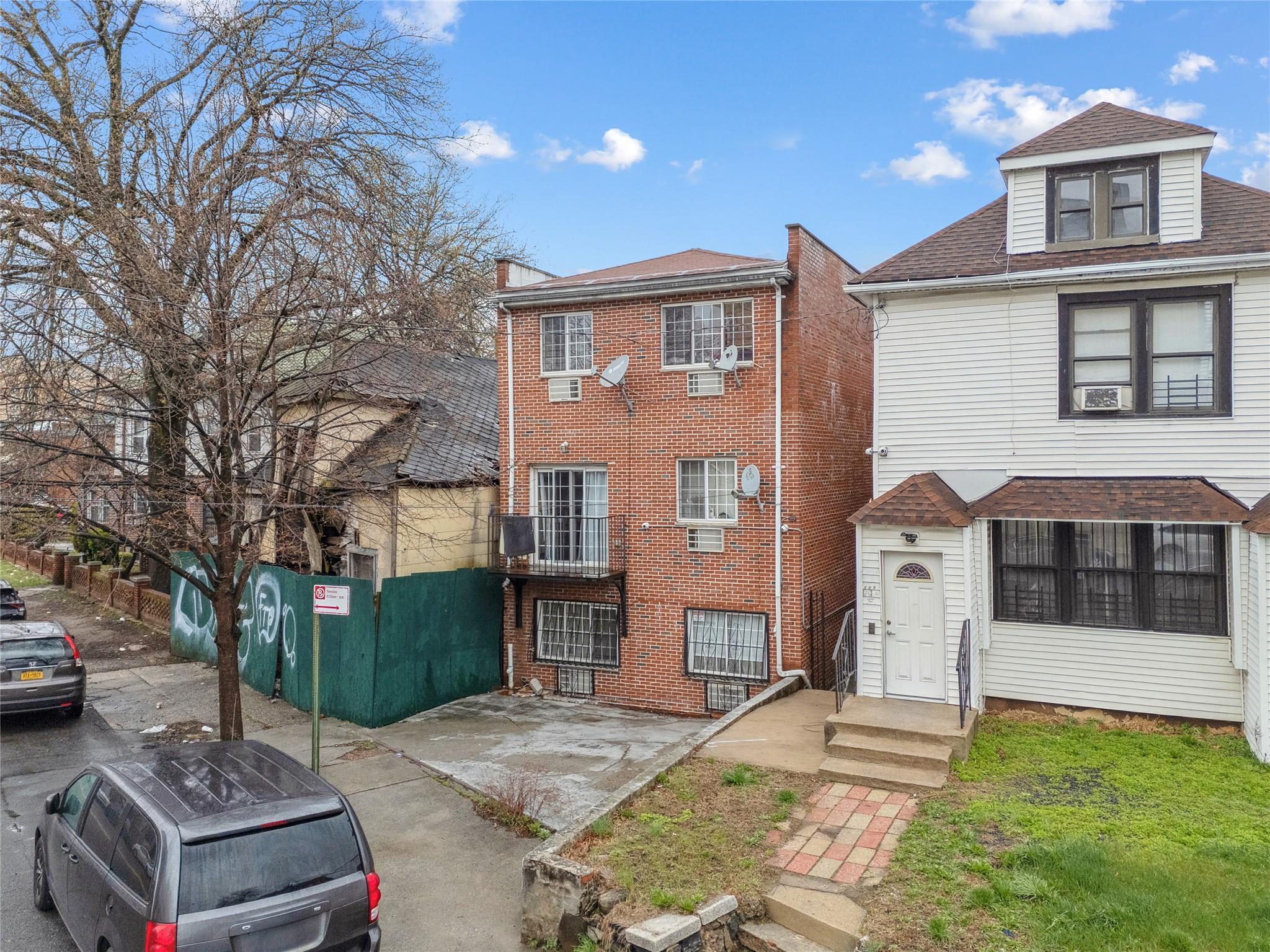 740 Adee Avenue, Bronx, NY 10467
