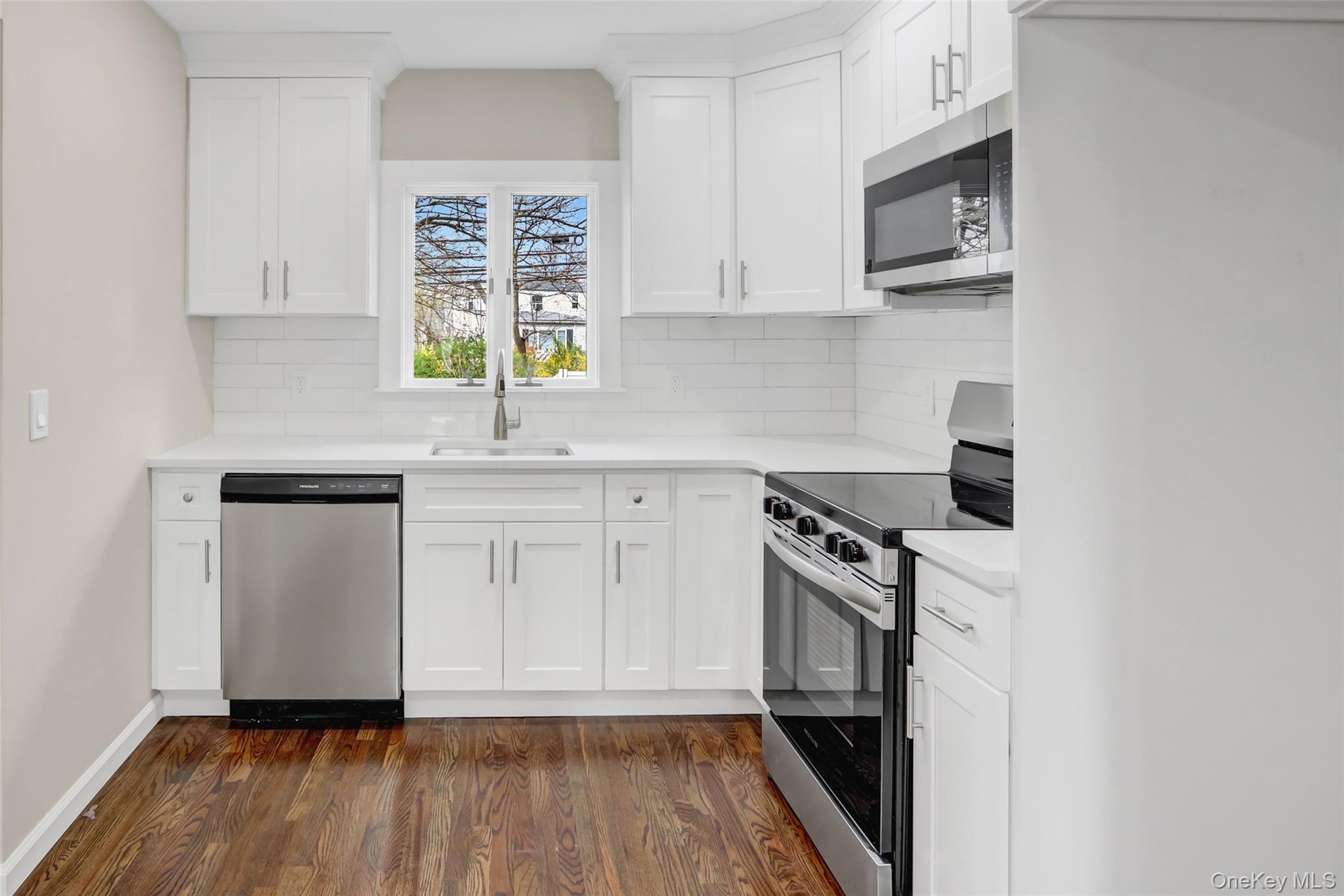 1580 Little Whaleneck Road, Merrick, NY 11566