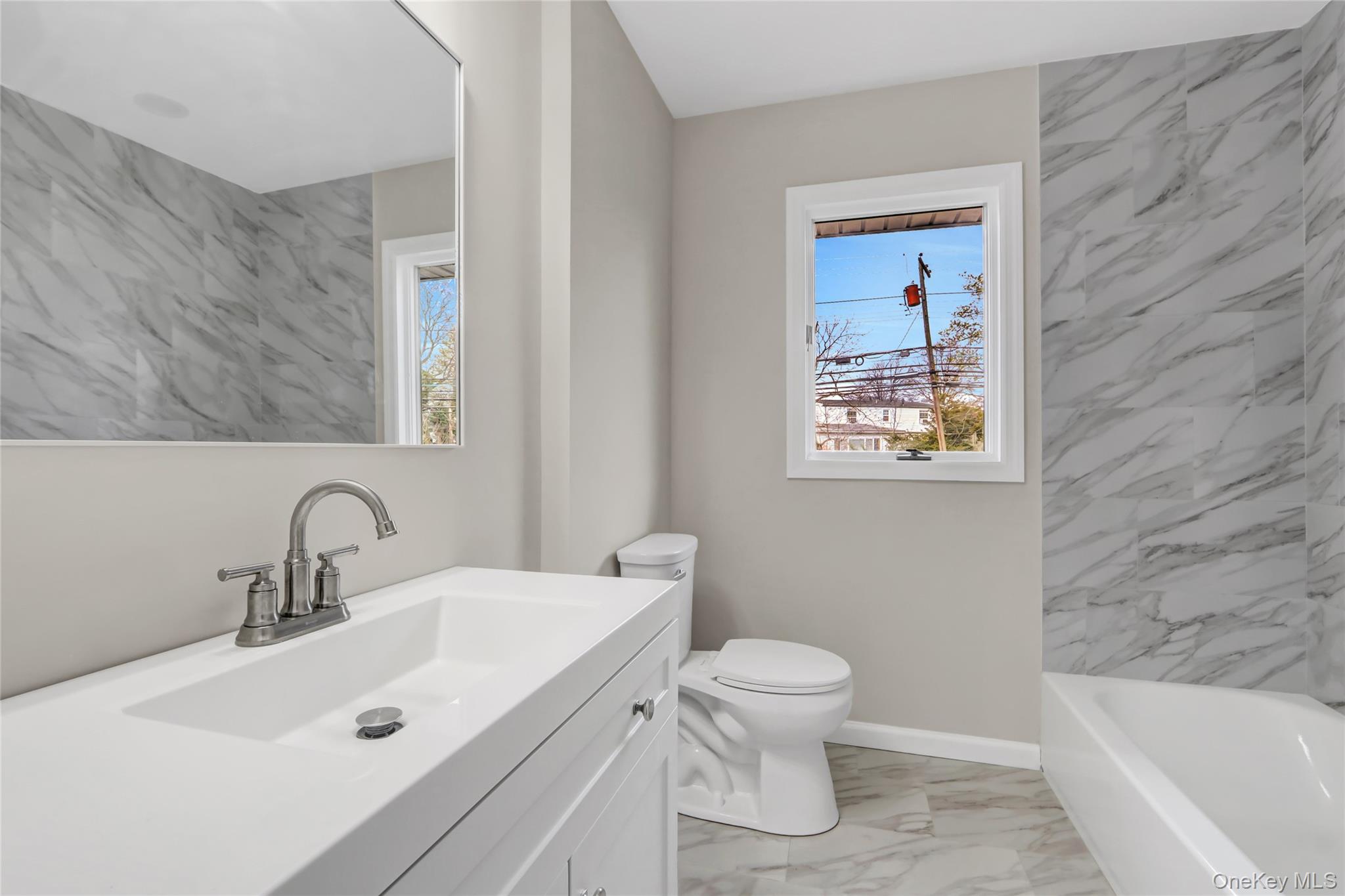 1580 Little Whaleneck Road, Merrick, NY 11566