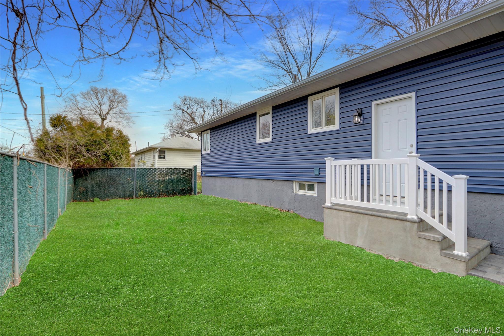 1580 Little Whaleneck Road, Merrick, NY 11566