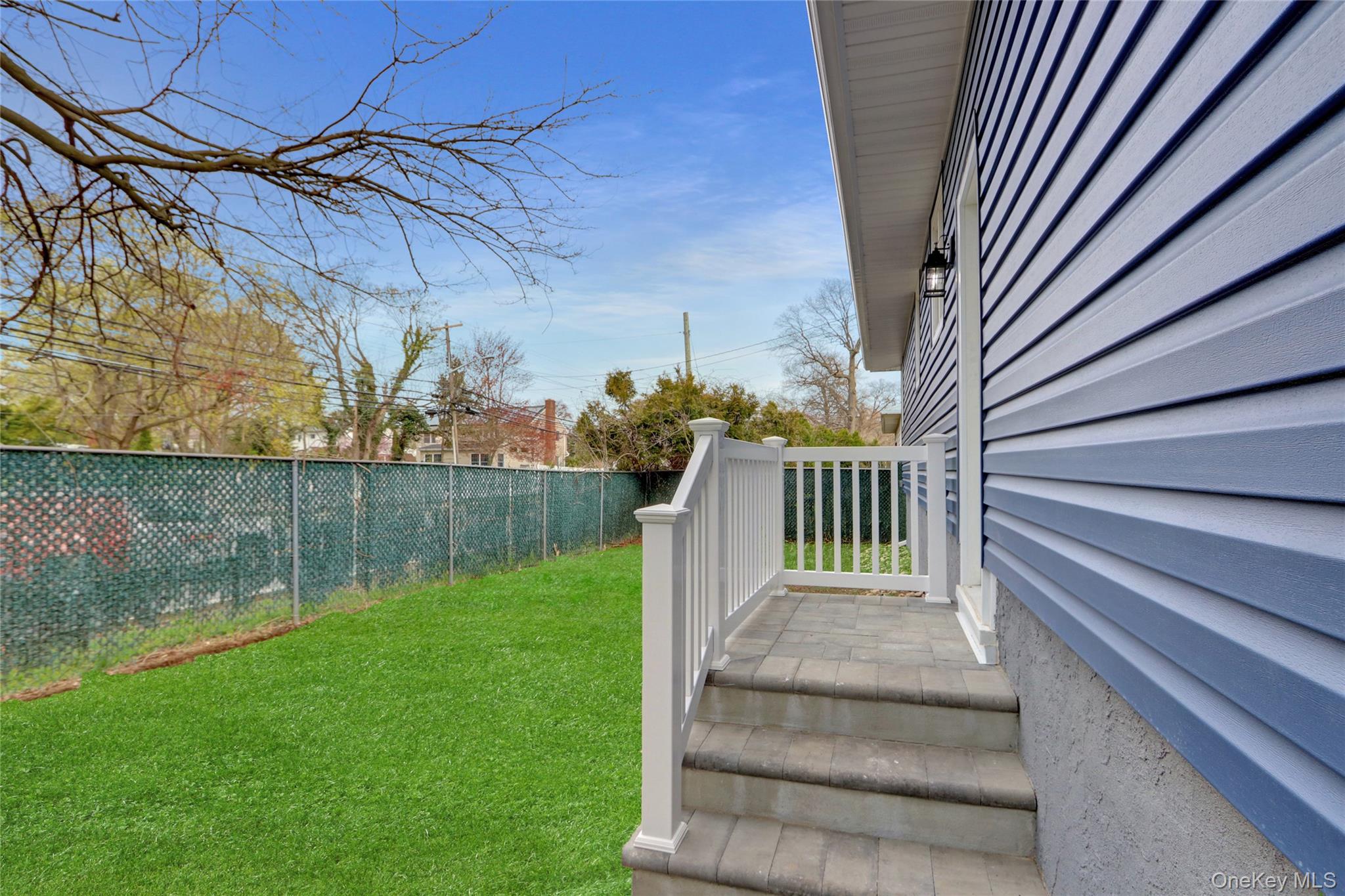 1580 Little Whaleneck Road, Merrick, NY 11566