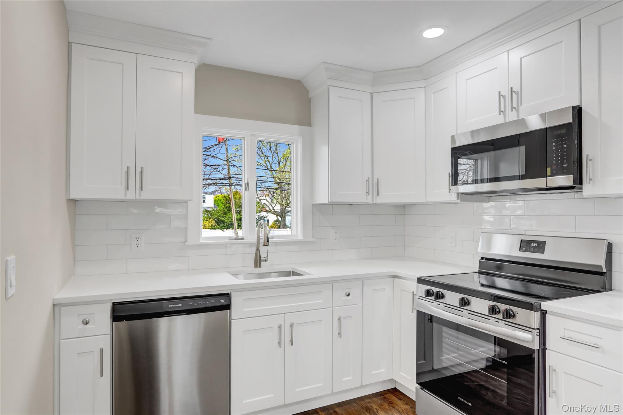 1580 Little Whaleneck Road, Merrick, NY 11566