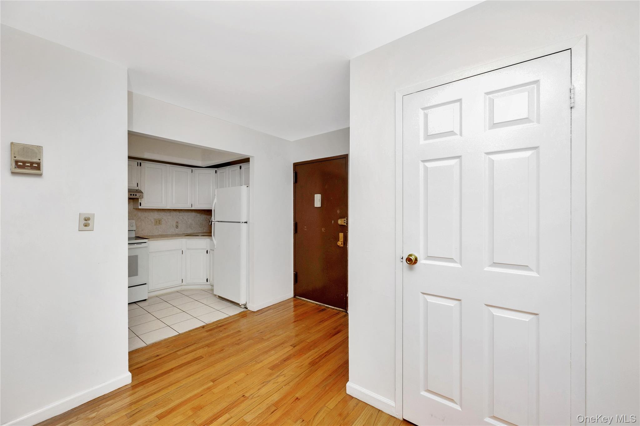 41-23 76th Street # 2B, Elmhurst, NY 11373