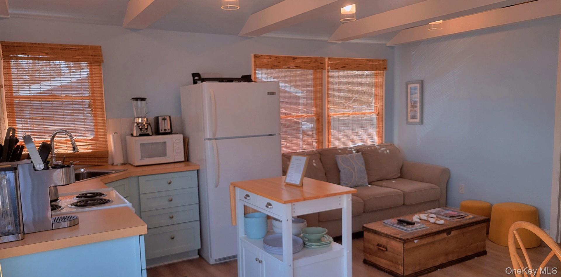 9 Whalers Path, Baiting Hollow, NY 11933