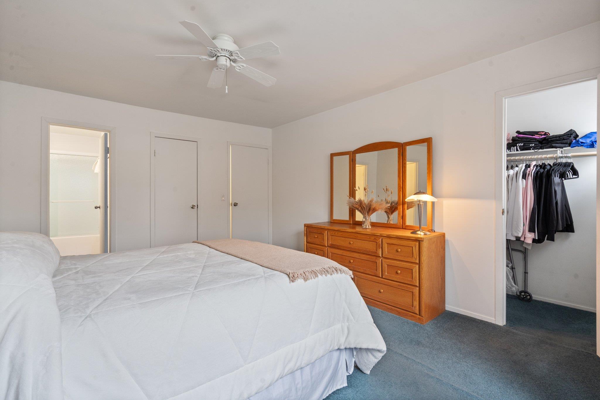 2 Smith Commons, Yaphank, NY 11980