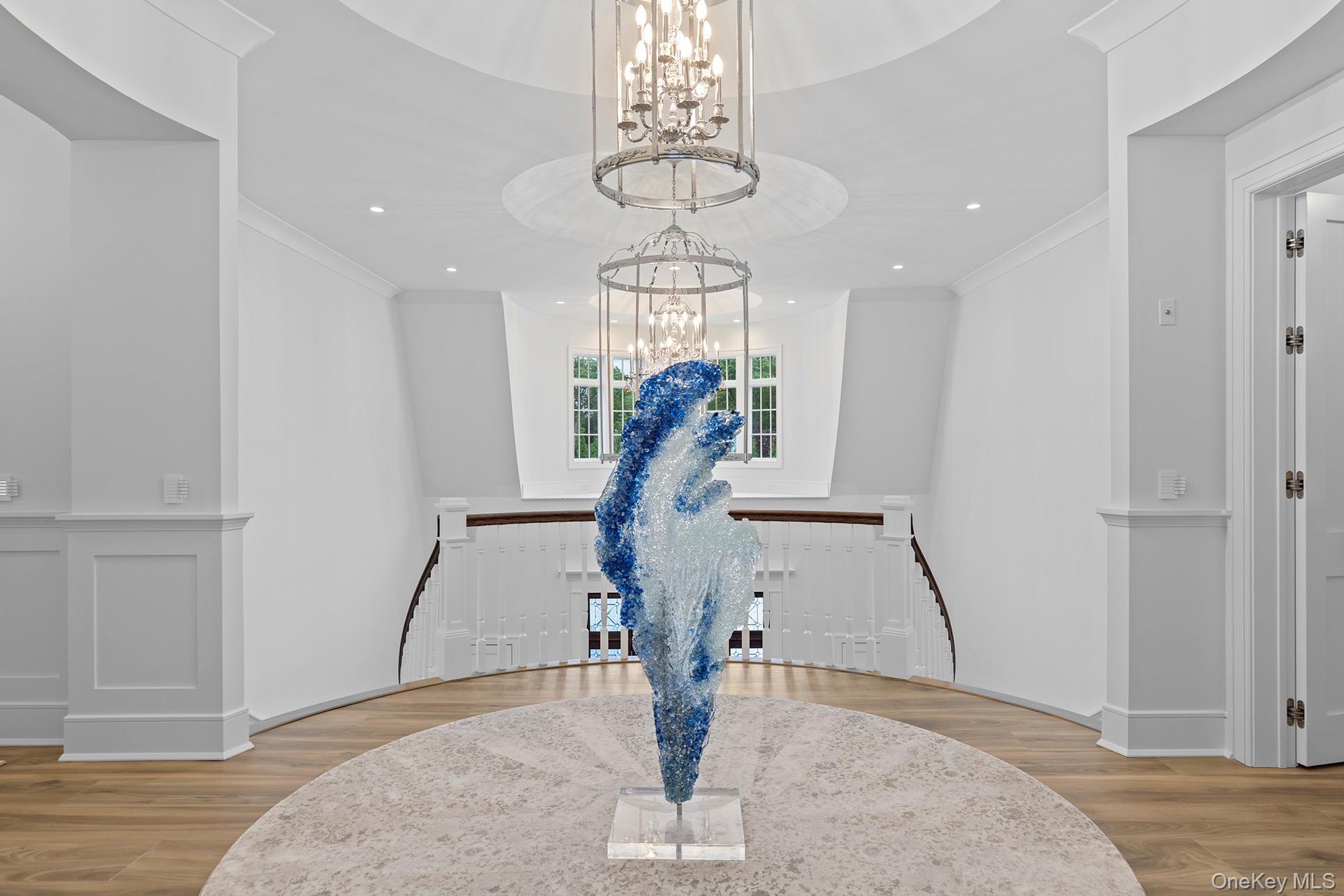 25 Brewster Lane E, East Setauket, NY 11733