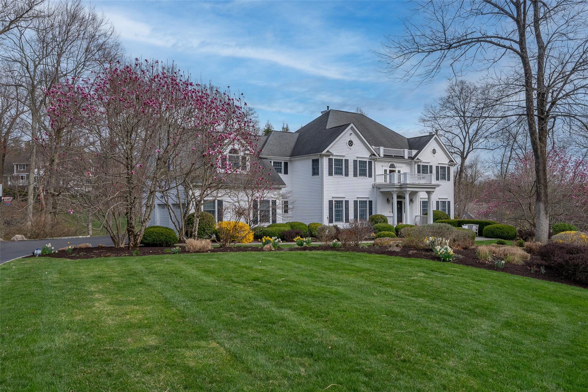 8 Turtleback Way, Chappaqua, NY 10514