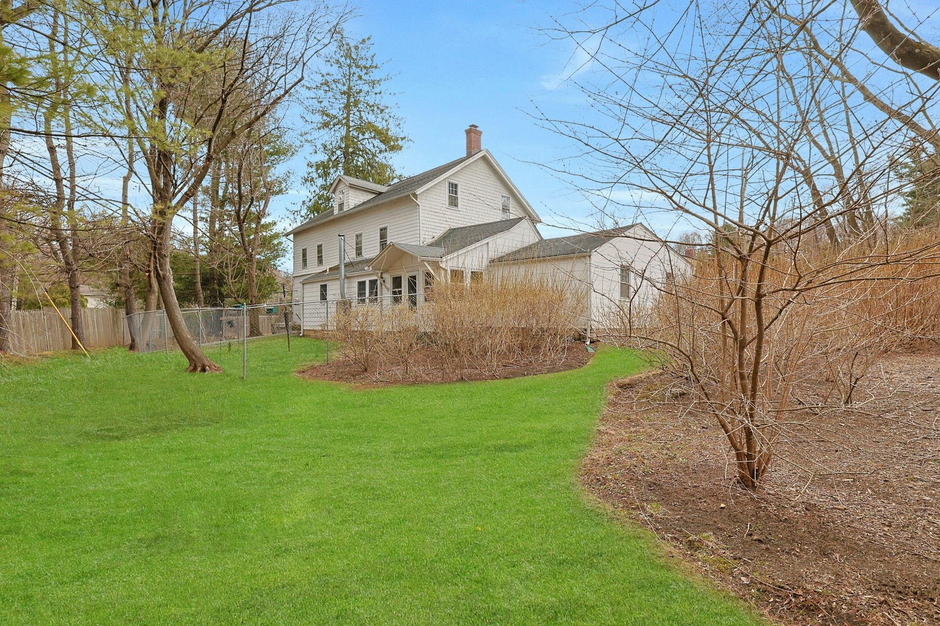 3 Rolling Hills Road, Thornwood, NY 10594