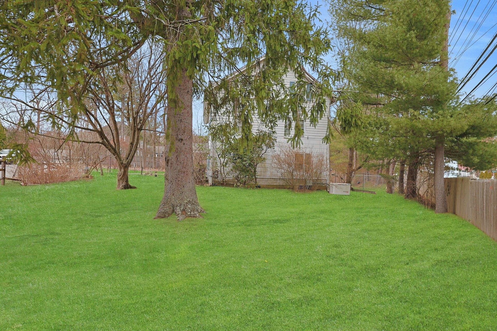 3 Rolling Hills Road, Thornwood, NY 10594