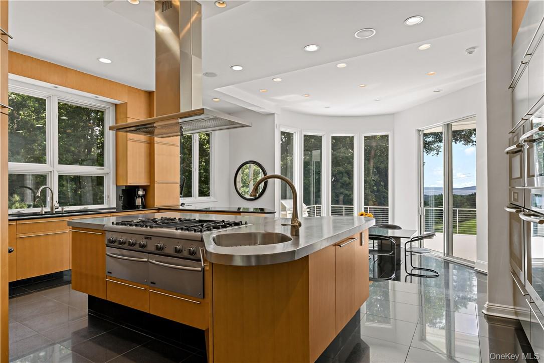 18 Bramblebush Road, Croton-on-Hudson, NY 10520