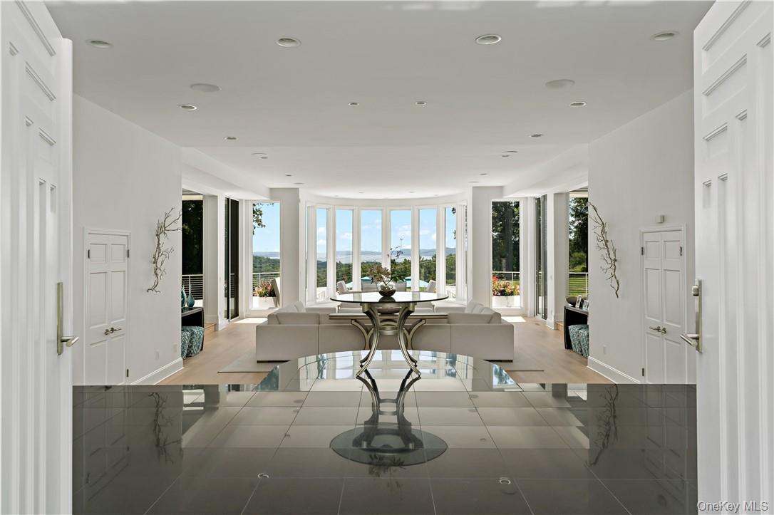 18 Bramblebush Road, Croton-on-Hudson, NY 10520