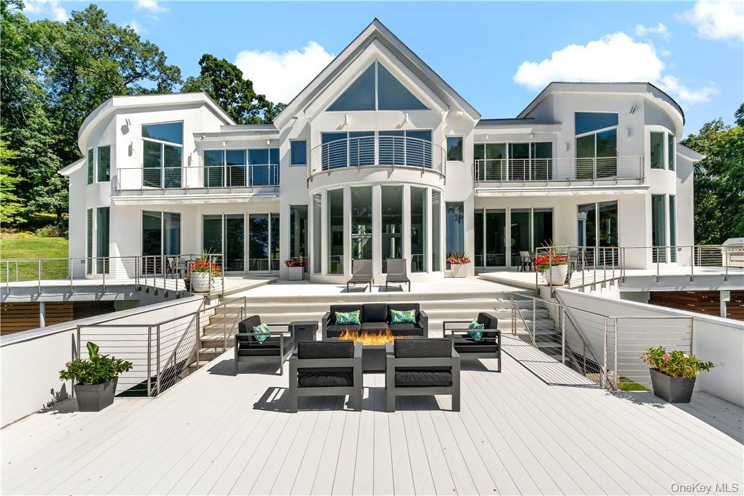 18 Bramblebush Road, Croton-on-Hudson, NY 10520