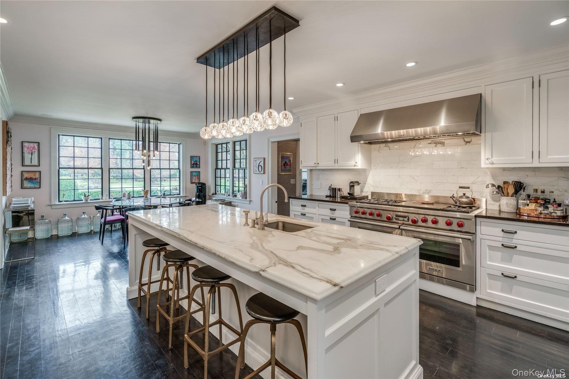 40 Piping Rock Road, Locust Valley, NY 11560