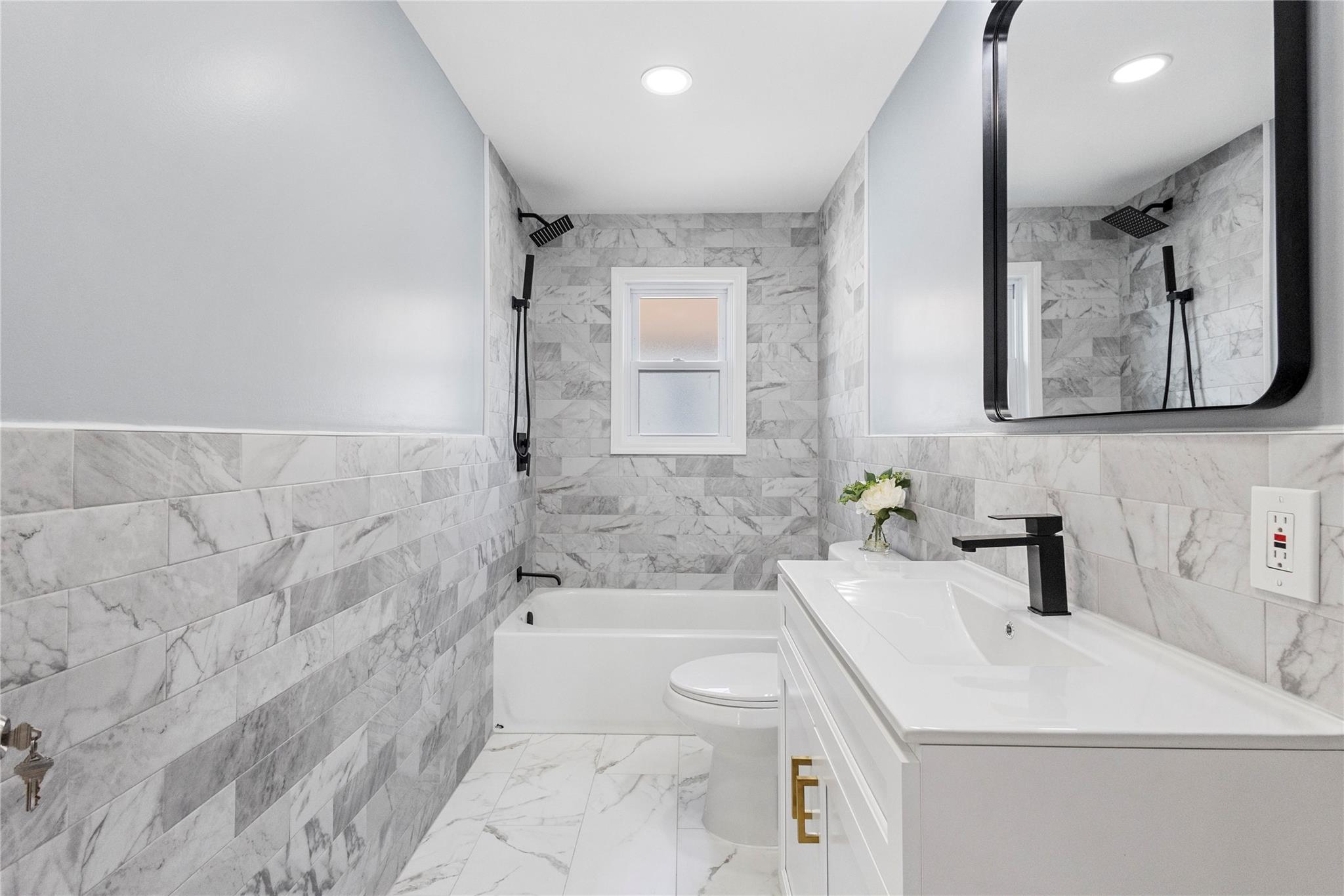 314 Greengrove Avenue, Uniondale, NY 11553