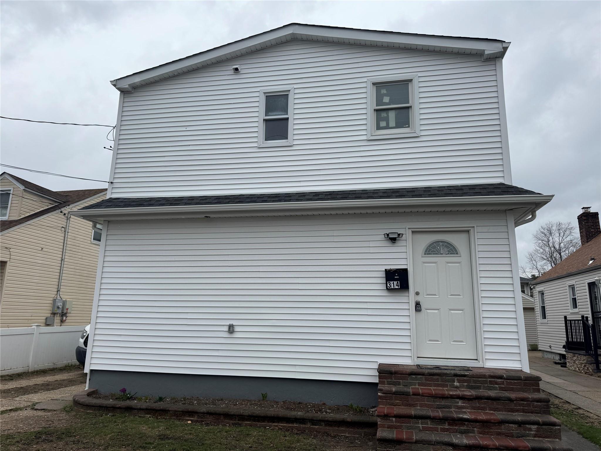 314 Greengrove Avenue, Uniondale, NY 11553