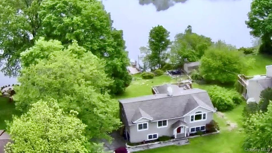 206 Beach Drive, Mahopac, NY 10541