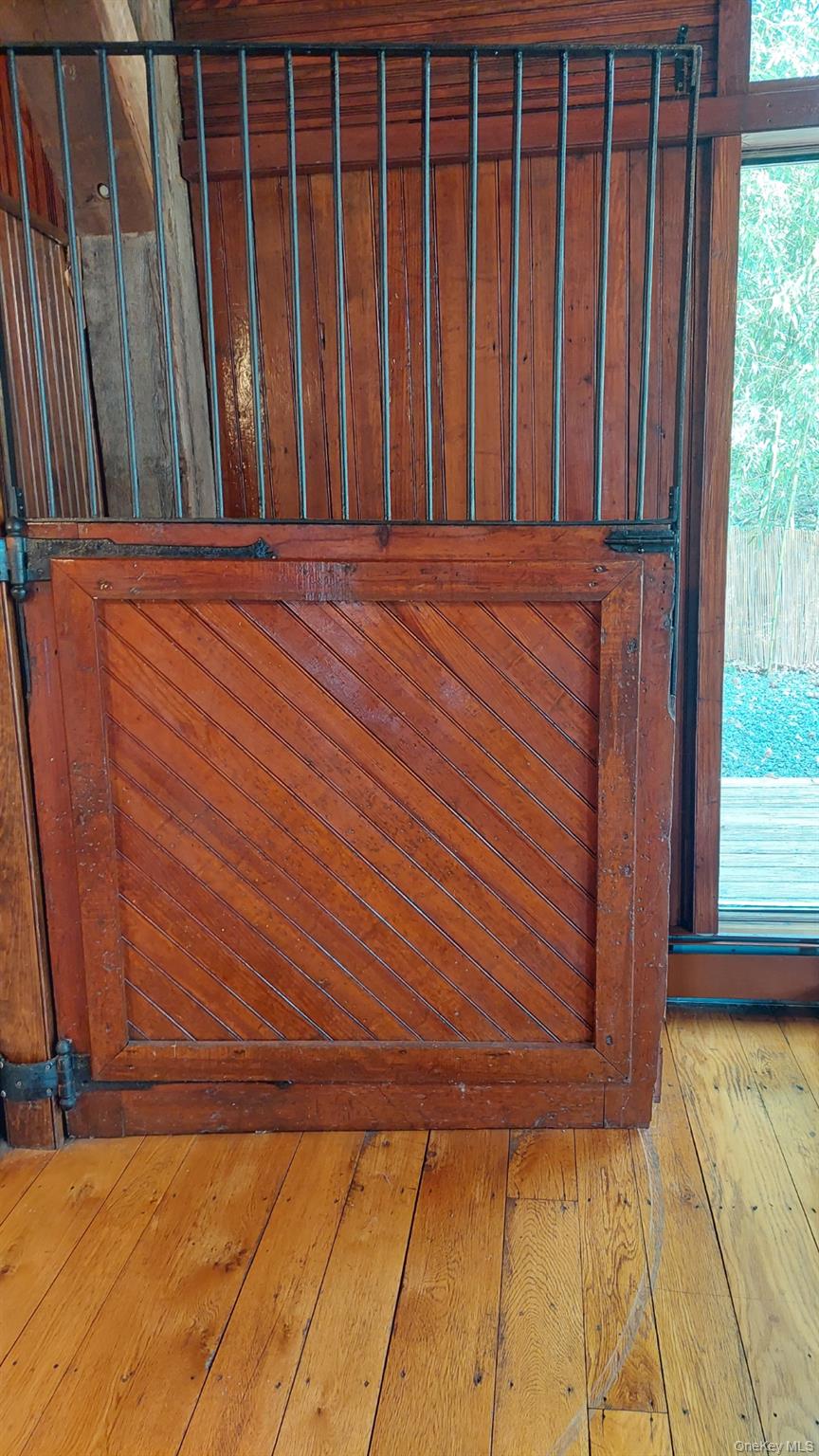 6 Stable Road, Tuxedo Park, NY 10987