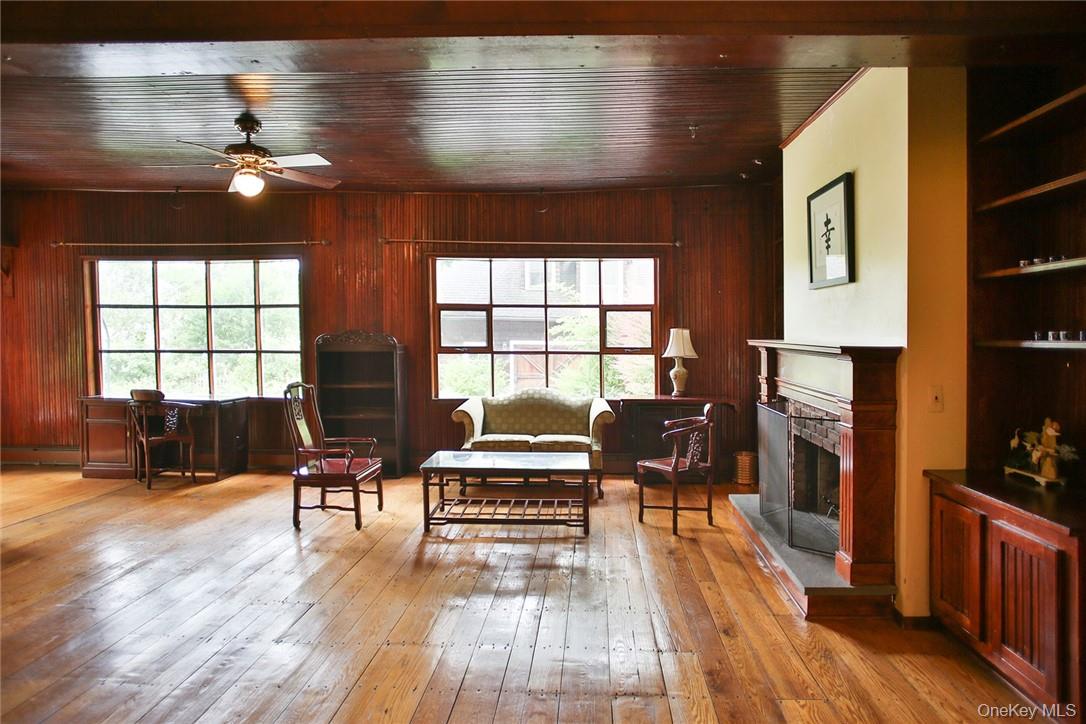 6 Stable Road, Tuxedo Park, NY 10987