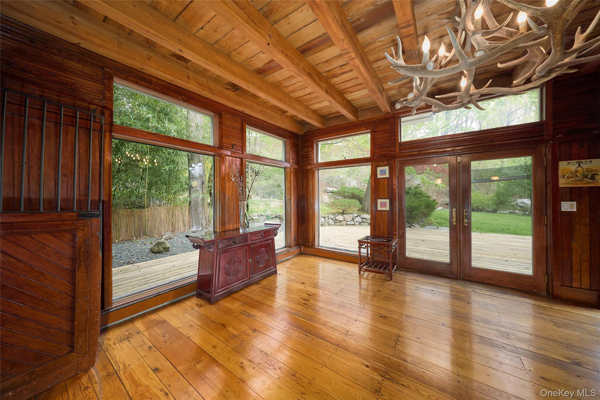 6 Stable Road, Tuxedo Park, NY 10987