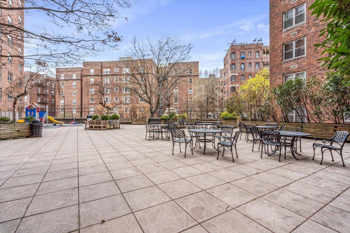 70-20 108th Street # 12E, Forest Hills, NY 11375