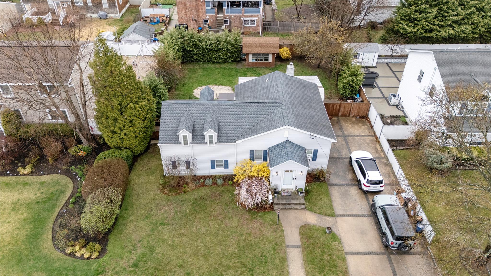 1450 5th Street, West Babylon, NY 11704