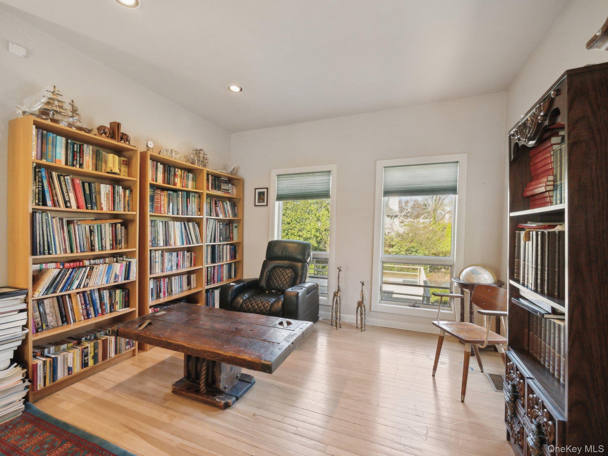 110A WINDSOR GATE, Great Neck, NY 11020