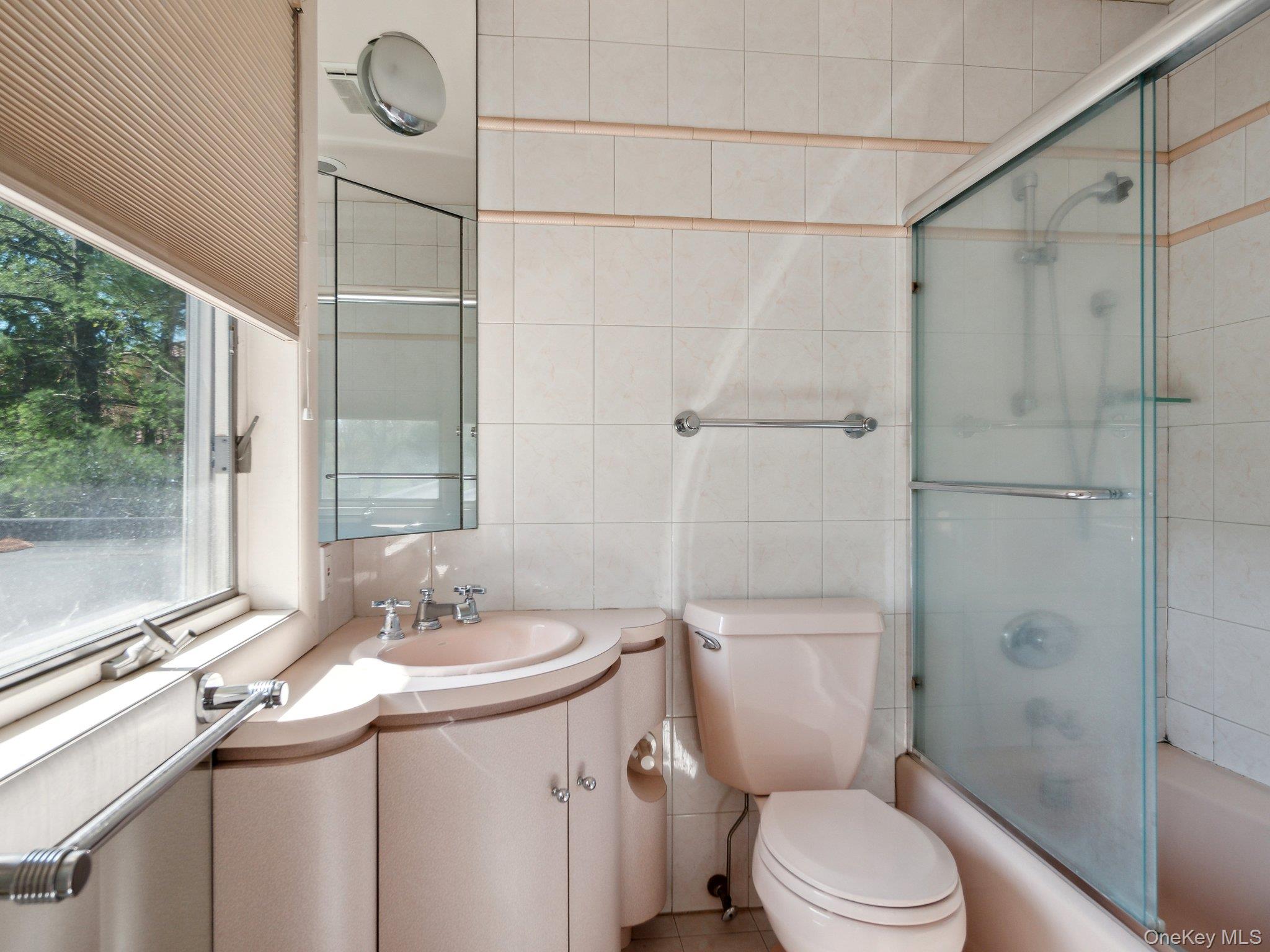 110A WINDSOR GATE, Great Neck, NY 11020