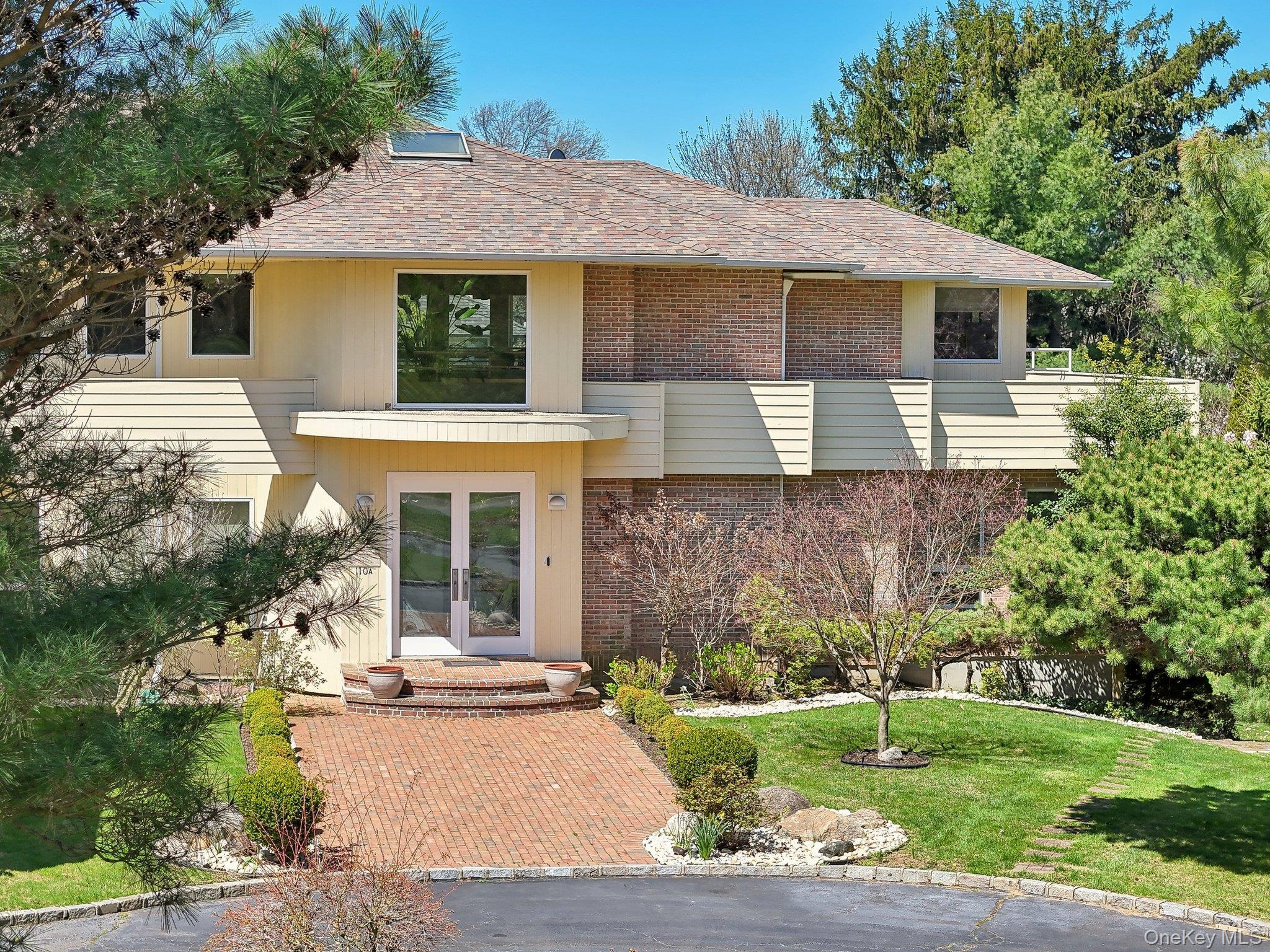 110A WINDSOR GATE, Great Neck, NY 11020