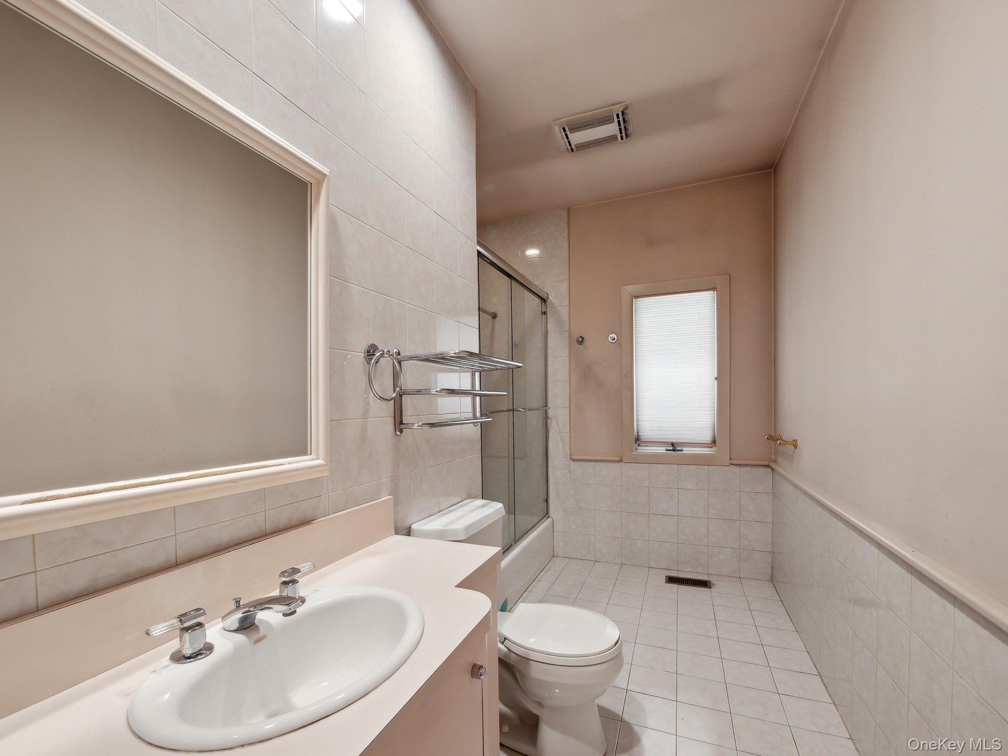 110A WINDSOR GATE, Great Neck, NY 11020