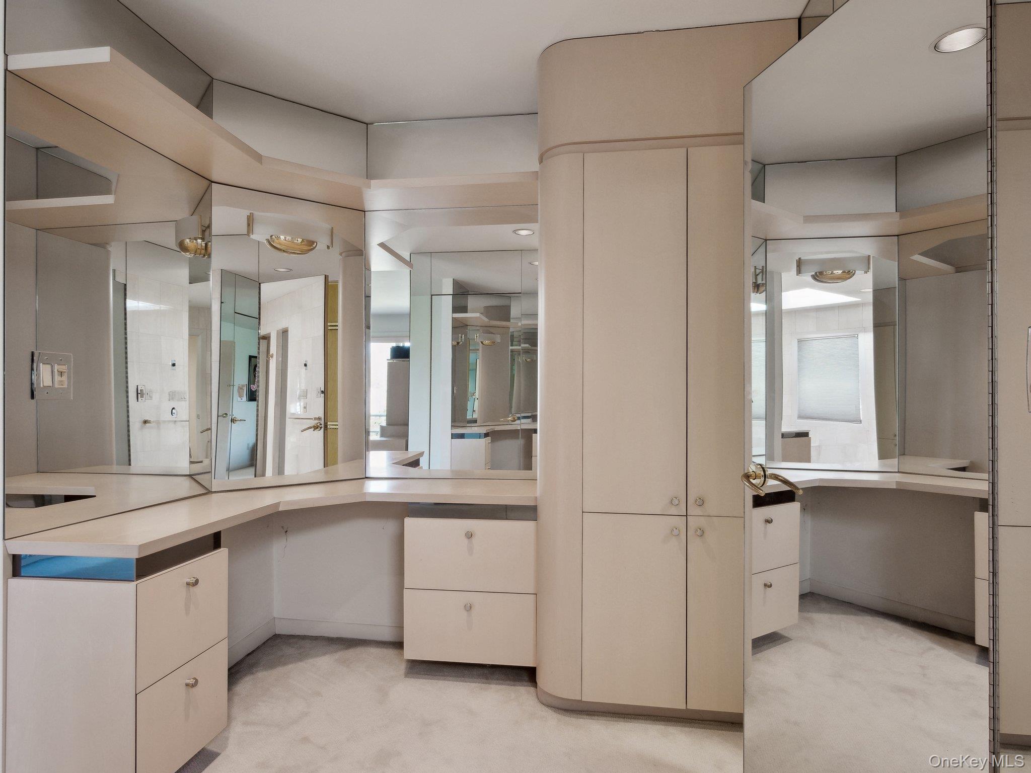 110A WINDSOR GATE, Great Neck, NY 11020