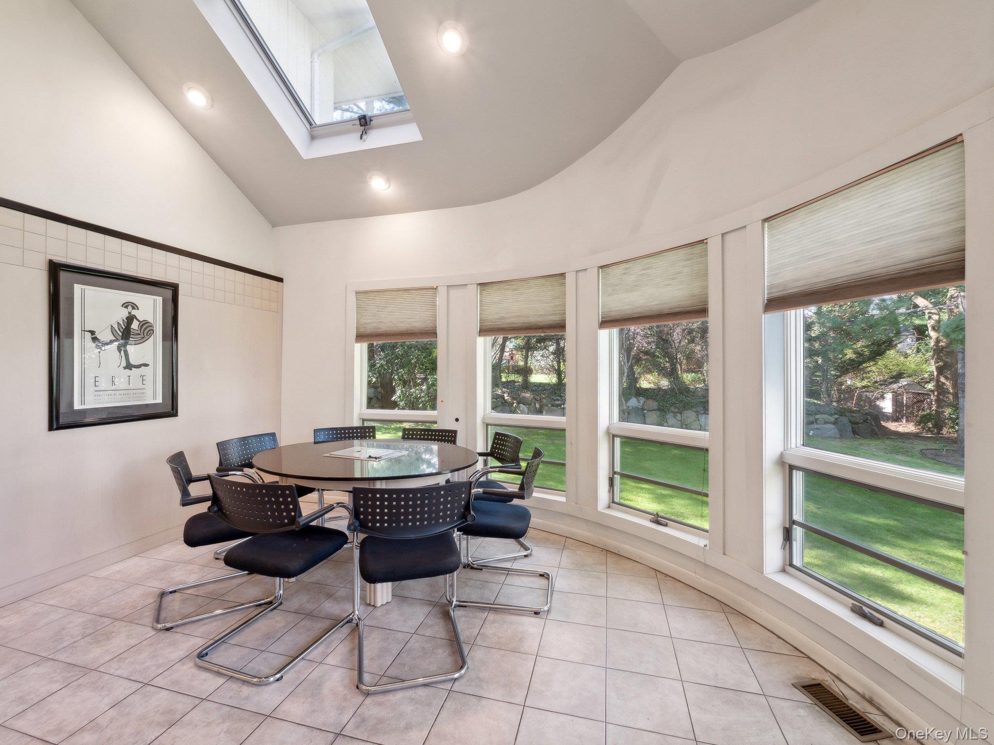 110A WINDSOR GATE, Great Neck, NY 11020