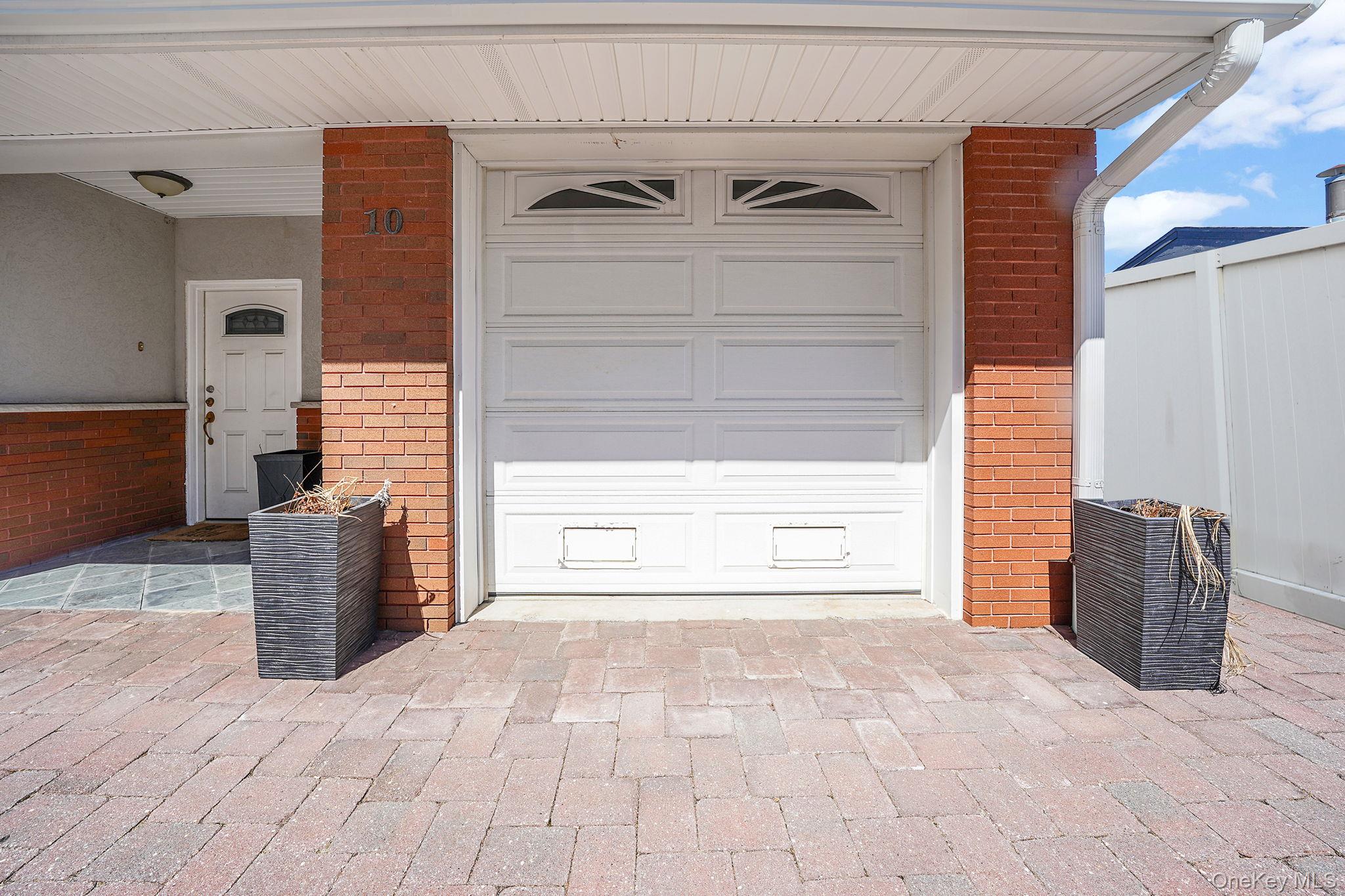 531 Ray Street # 10, Freeport, NY 11520