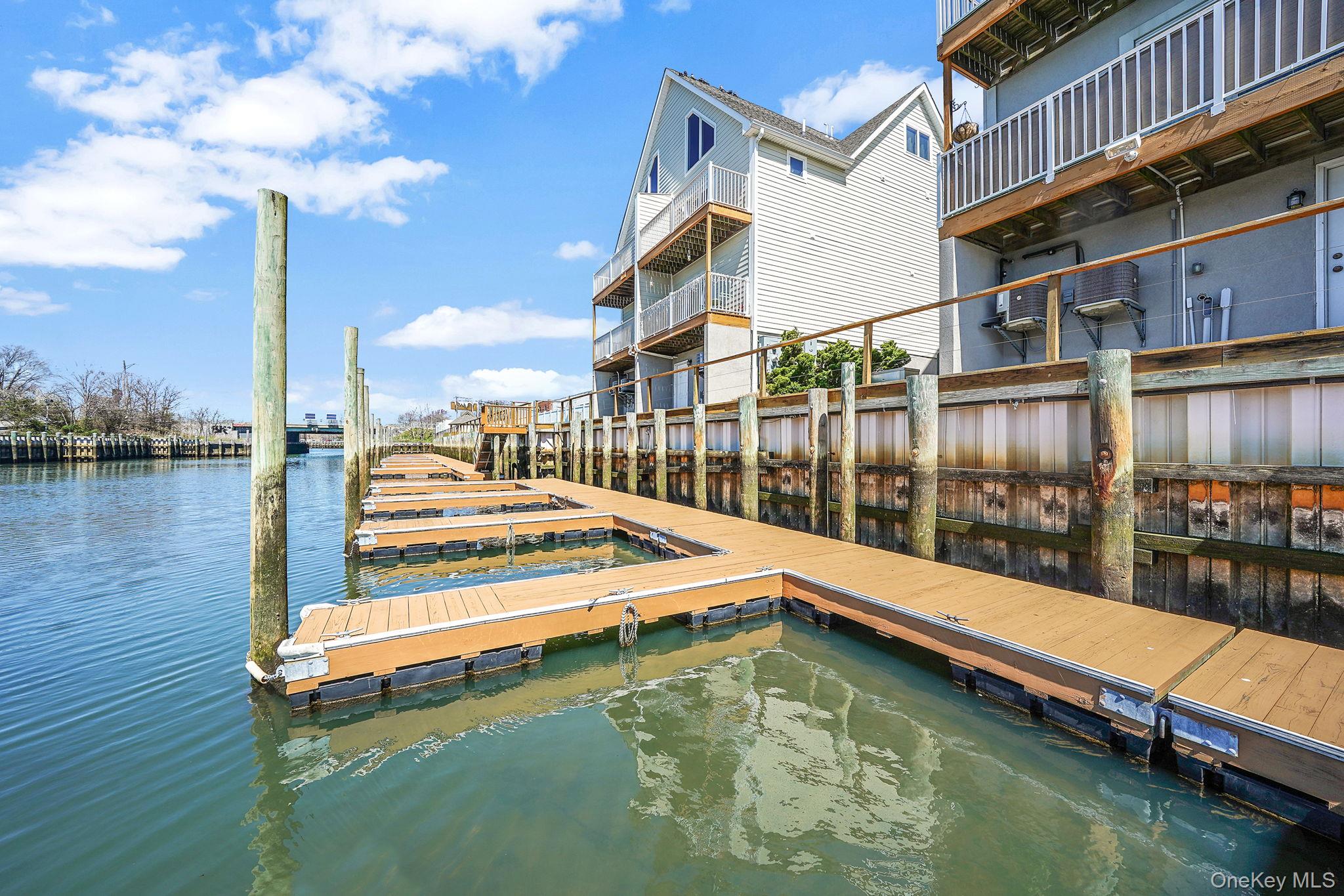 531 Ray Street # 10, Freeport, NY 11520