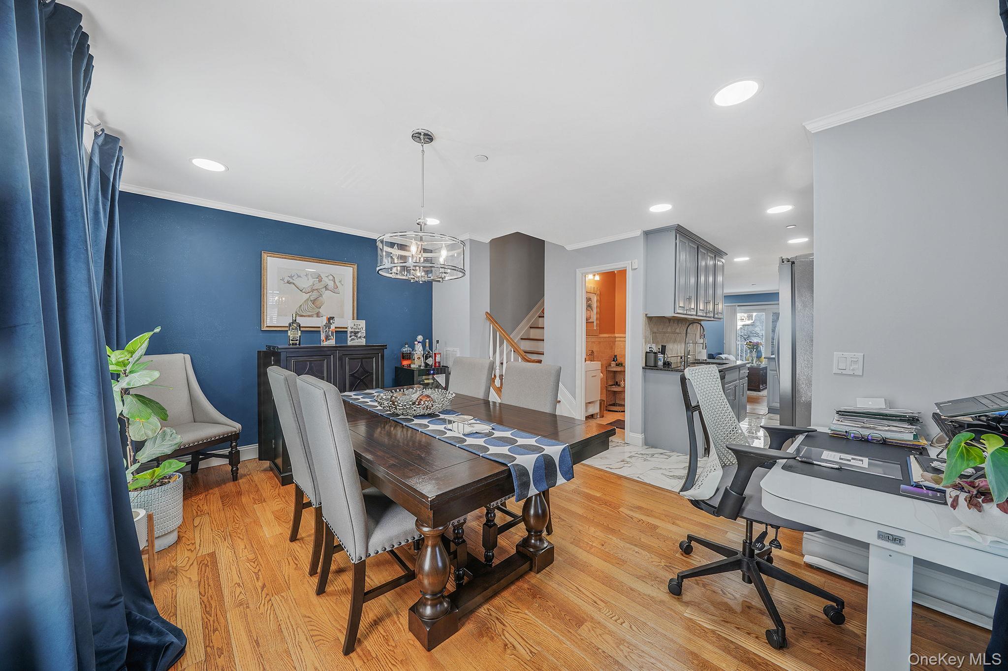 531 Ray Street # 10, Freeport, NY 11520