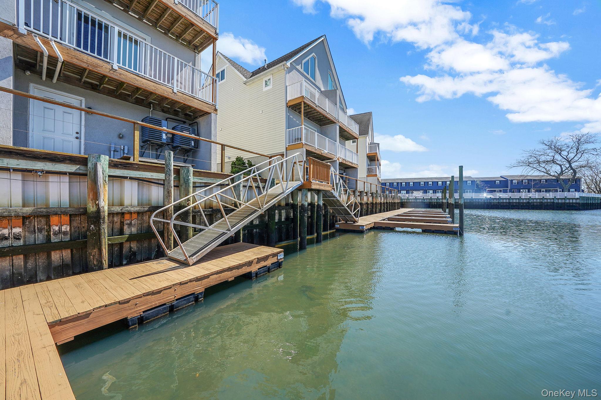 531 Ray Street # 10, Freeport, NY 11520