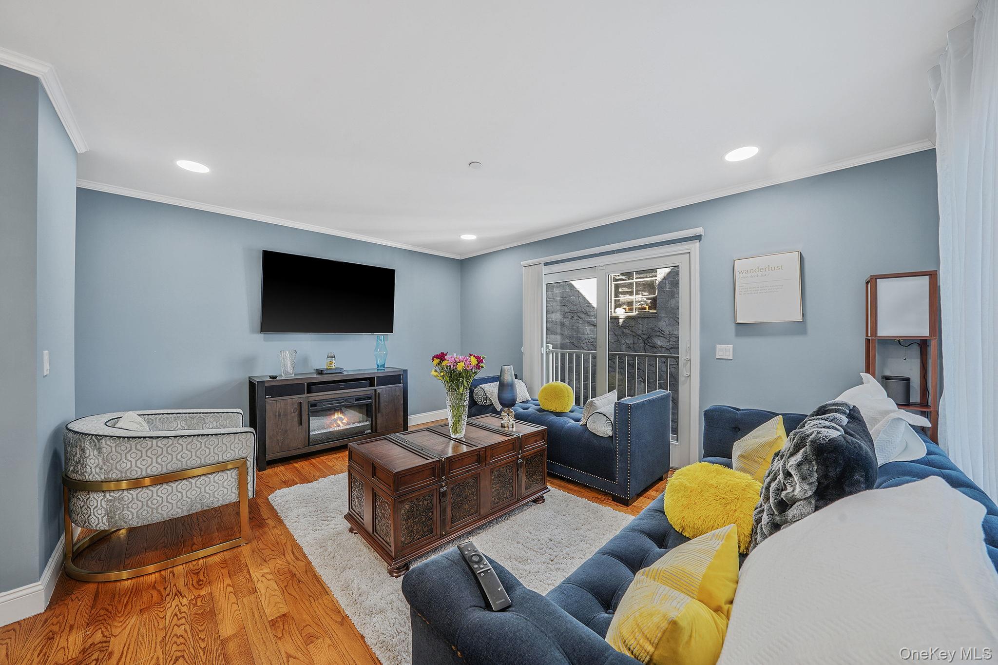 531 Ray Street # 10, Freeport, NY 11520