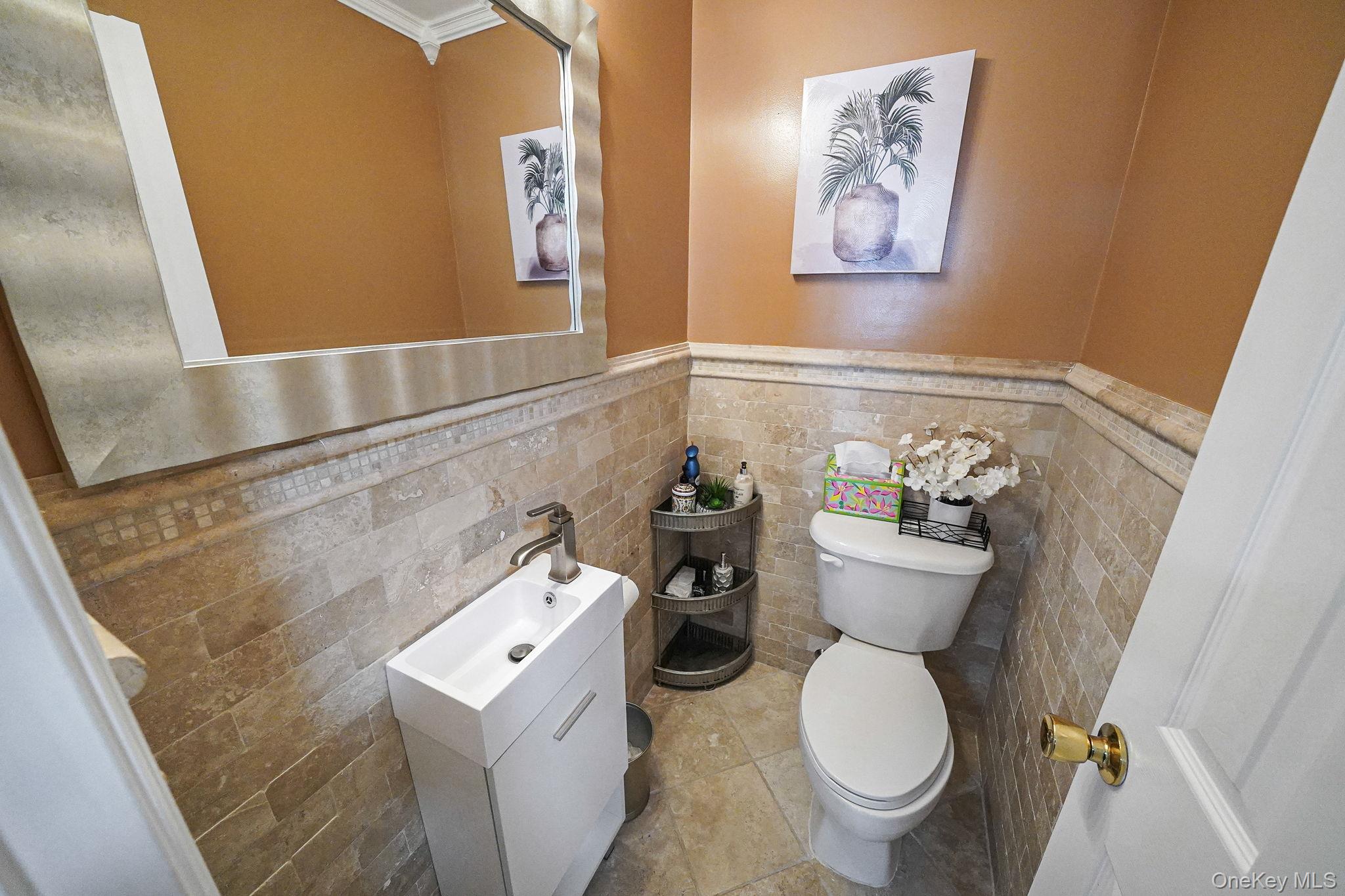 531 Ray Street # 10, Freeport, NY 11520