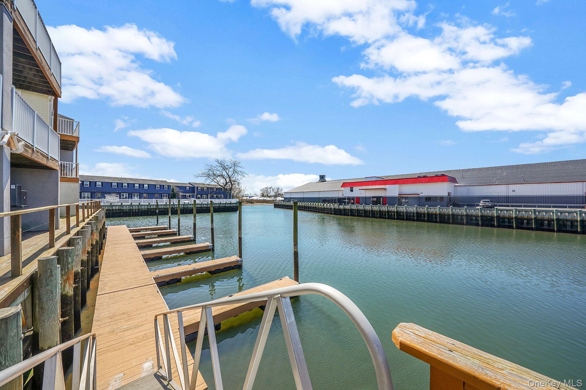 531 Ray Street # 10, Freeport, NY 11520