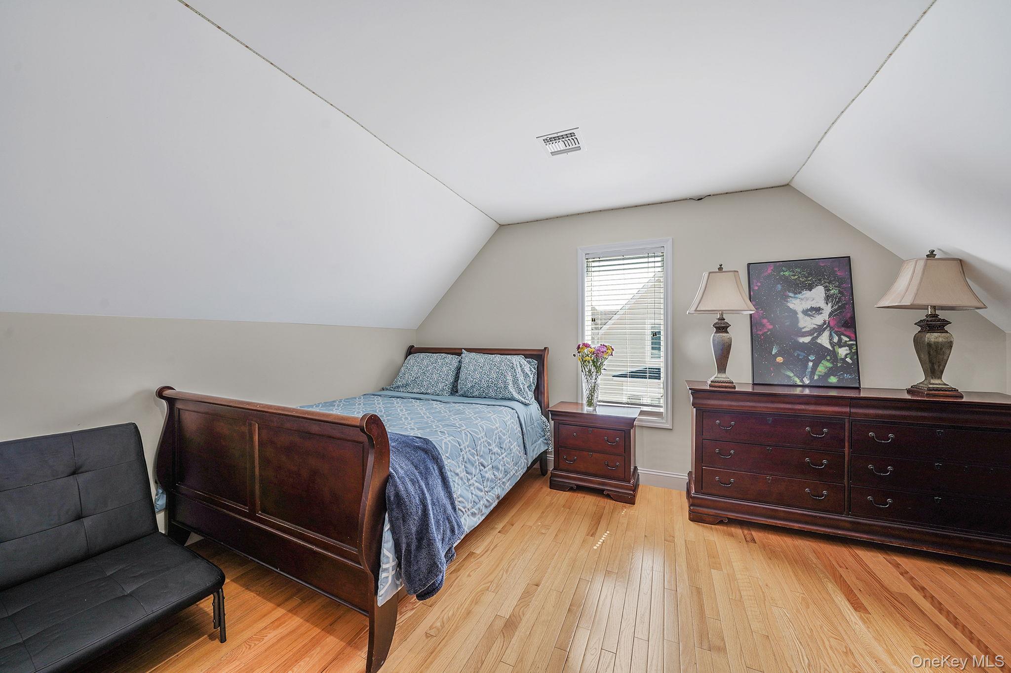 531 Ray Street # 10, Freeport, NY 11520