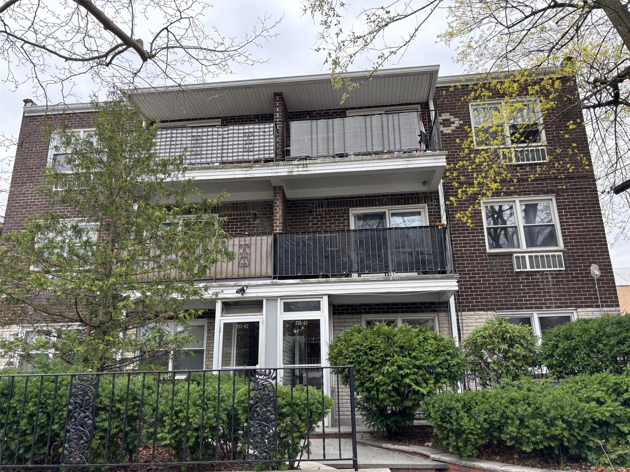 213-39 35 Ave, Bayside, NY 11361